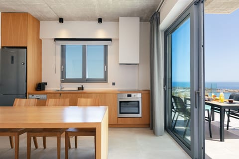 Fully equipped kitchen ensures a self-catered holiday