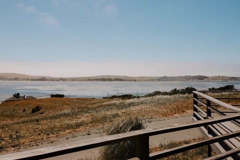 Beach/ocean view