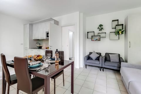 Living and dining room