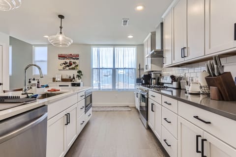 Kitchen - Fully Stocked and Natural Light