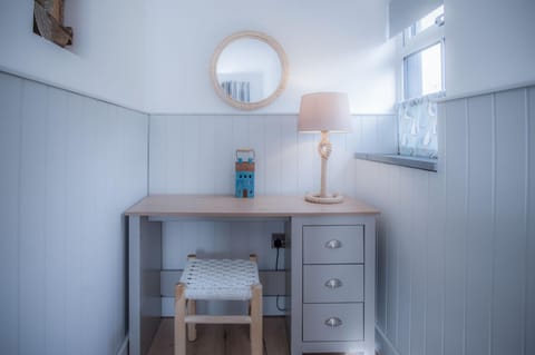 The Old Spa - 2 Bedroom Cottage - Pleasant Valley (13525)