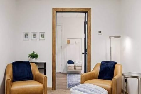 Comfortable and soft leather chairs and cozy fleece throws will help you connect and relax.