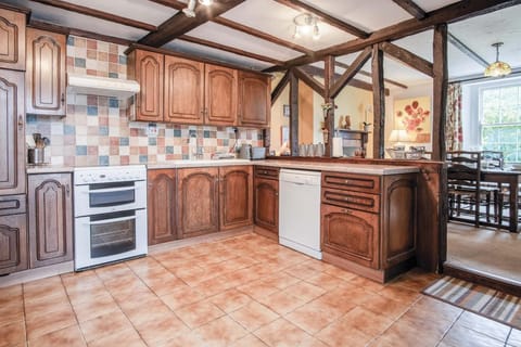 Hall House - 3 Bedroom Cottage - Saint Florence (22477)