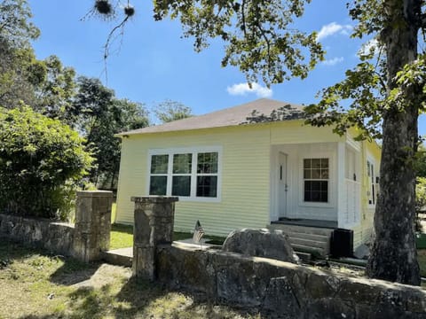 69e251d2-a372-4466-bd2e-eff31c155b86