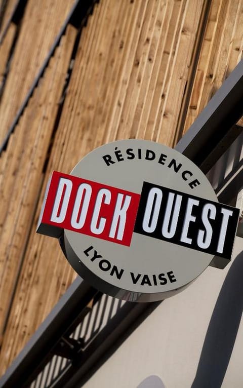 Welcome to Adonis Lyon Dock Ouest! 