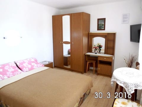 1 bedroom, free WiFi, bed sheets, wheelchair access