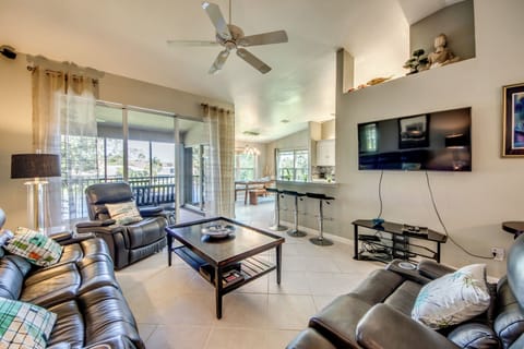Open now! Waterfront 2Bed Condo Crystal Cove Fort Myers Condo in Cypress Lake