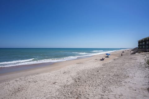 Beach nearby, sun loungers