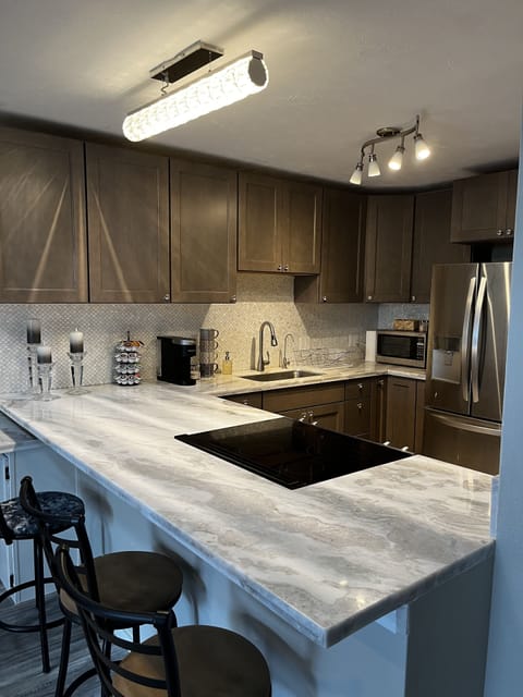 Full Service Kitchen