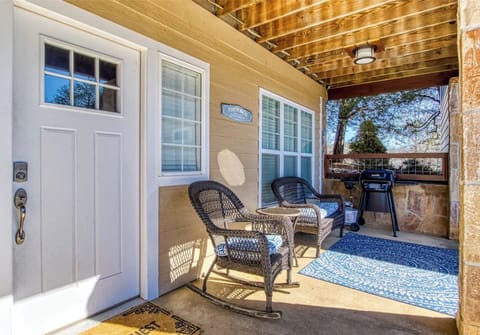 The front porch welcomes you to Hilltop Retreat.