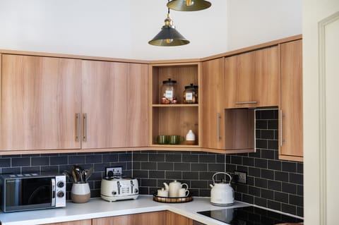 Image picker B18F76CA A478 4704 8BC1 524F2E51AA39 5850 00000345443AAFF4