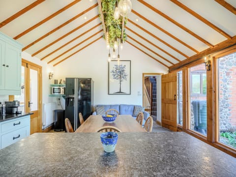 Kitchen | The Learpool Barn, Welland, near Malvern