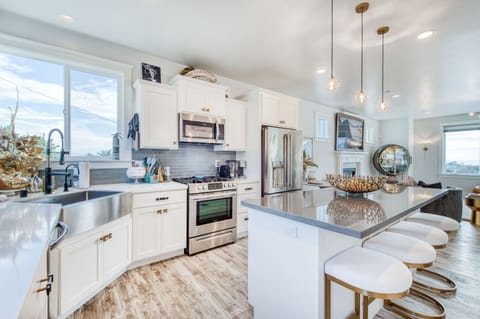 Stainless steel appliances to explore your culinary side.