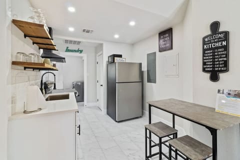 Kitchen w/ Stainless Appliances