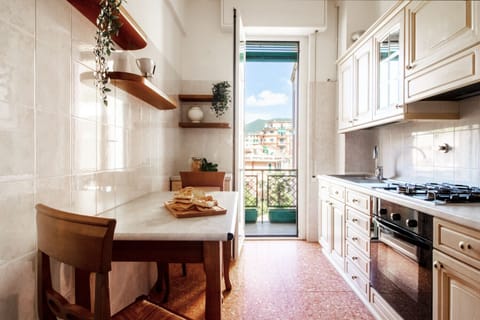 Apartment OMAR'S HOUSE Solo Affitti Brevi