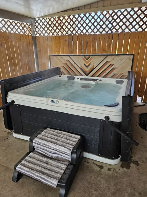 Private Hot tub