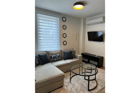 Cozy Living Room Lounge 