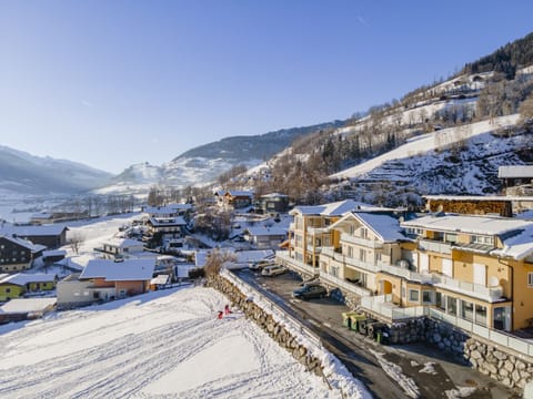 Surroundings [winter] (1-5 km)
