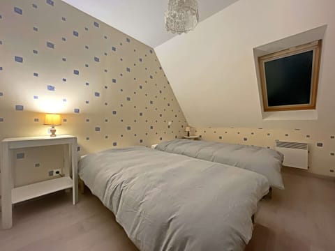 2 bedrooms