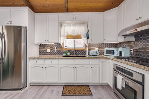 Gourmet kitchen with granite countertops