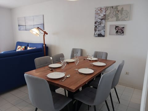 Living/dining room. Terrace. Sea views. Doña Lola. Calahonda