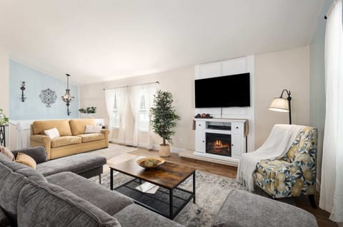 Spacious living room as you step into the home