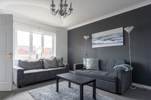 Living Room / Lounge