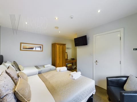 Sandbanks Suite