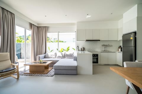 Deluxe pool villa at Kamala Garden View (10034)