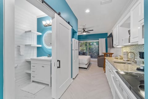 Entry way to the unit