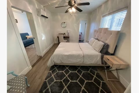 1 bedroom, desk, travel crib, free WiFi