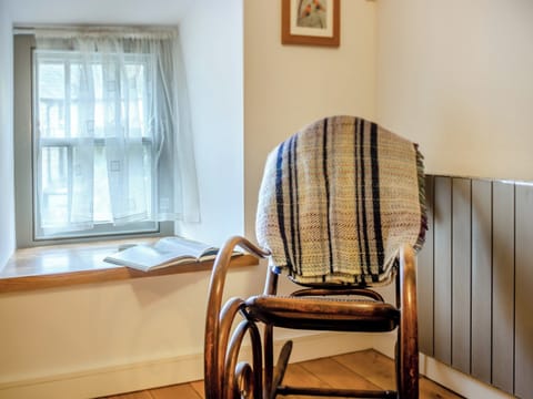 Double bedroom | Ivy Bush Cottage, Llanddewi Brefi, near Tregaron
