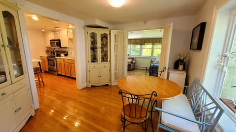 Efficient kitchen, eating area, Office/Flex room