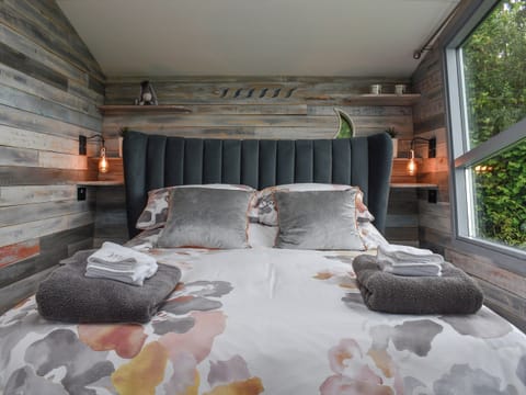 Interior | Eeyore - Sunny Pooh Corner, Beaworthy