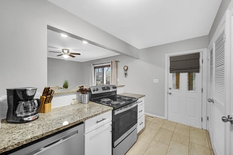 73aafc36-7682-4d4a-a03c-e5ab05f12032