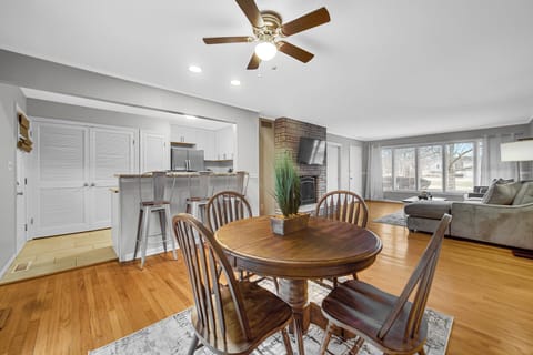 74ee9117-aced-4412-9905-a1d5c9456749