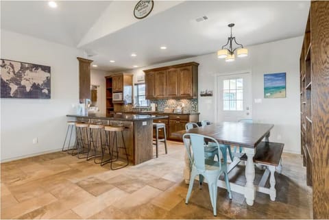 Plenty of dining space, plus outdoor seating!