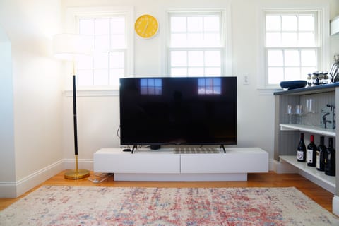Living area | TV, stereo