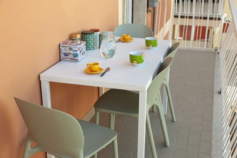 Balcony / Terrace / Patio