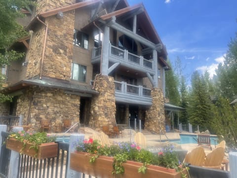 Bear Paw has exclusive slope-side location