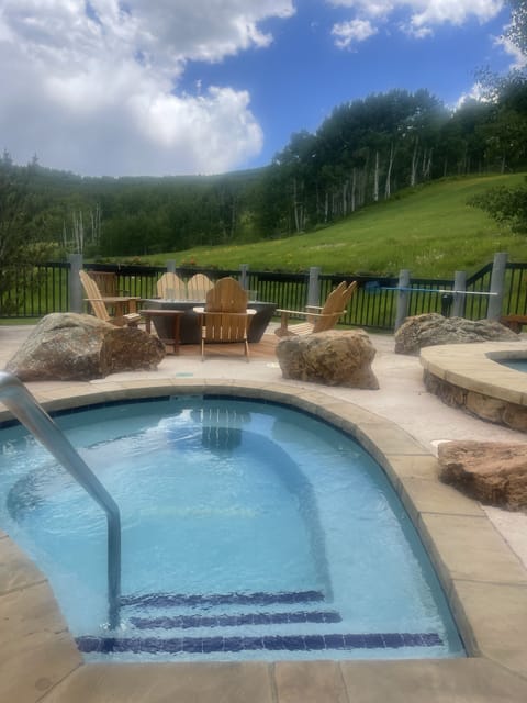 Enjoy the views from the hot tub!