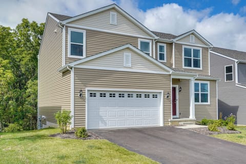 Johnstown Vacation Rental | 3BR | 2.5BA | 2,350 Sq Ft | 3 Steps Required