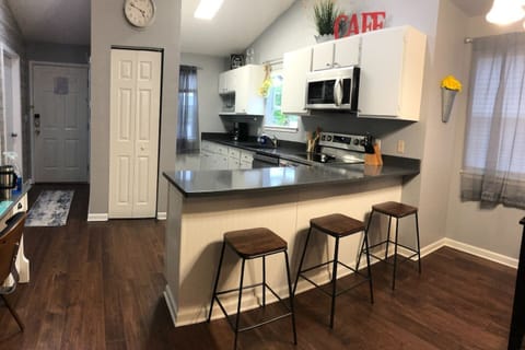 Bright kitchen with everything you need for family meals.