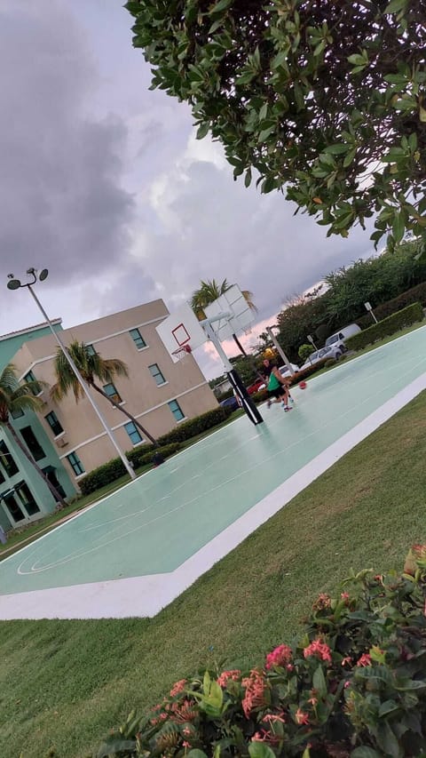 Sport court