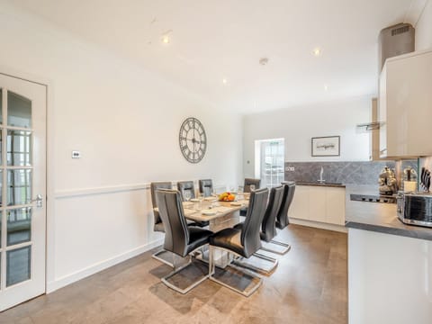 Kitchen/diner | Kerrytonlia Cottage, Kingarth