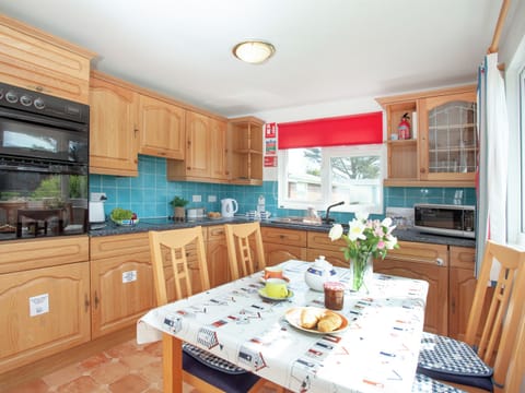 Open plan living space | Lodge 73 - Atlantic Bays Lodges, St Merryn, near Padstow