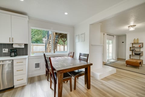 Dining Area | 1st Floor