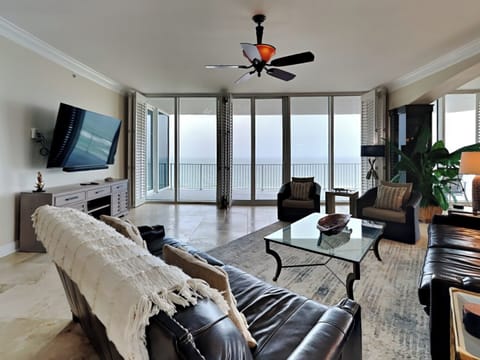 Welcome to Mediterranean #1002W