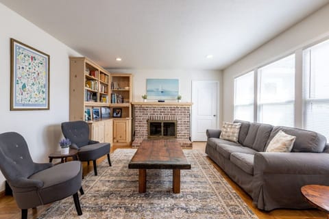 Seating Room