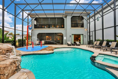 Pool | Outdoor pool, a heated pool